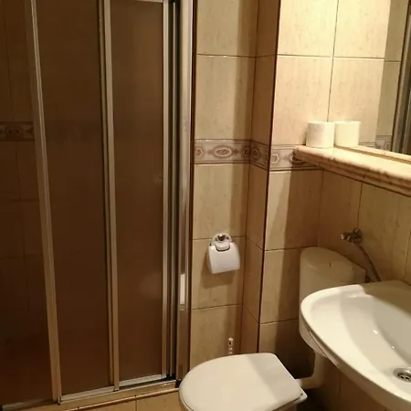 Skalen فندق مبيت وإفطار كارباش